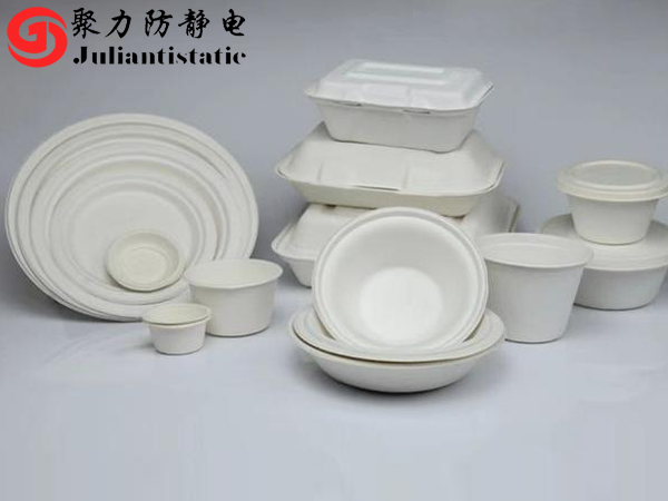 解决纸浆浆料静电问题：内加性<i style='color:red'>纸张抗静电剂</i>